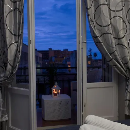 Syrakos Oda ve Kahvaltı