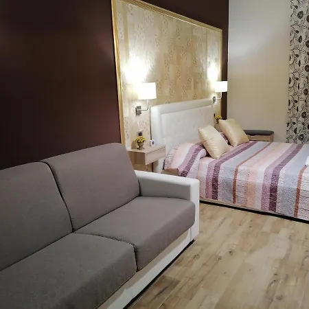 Syrakos Oda ve Kahvaltı